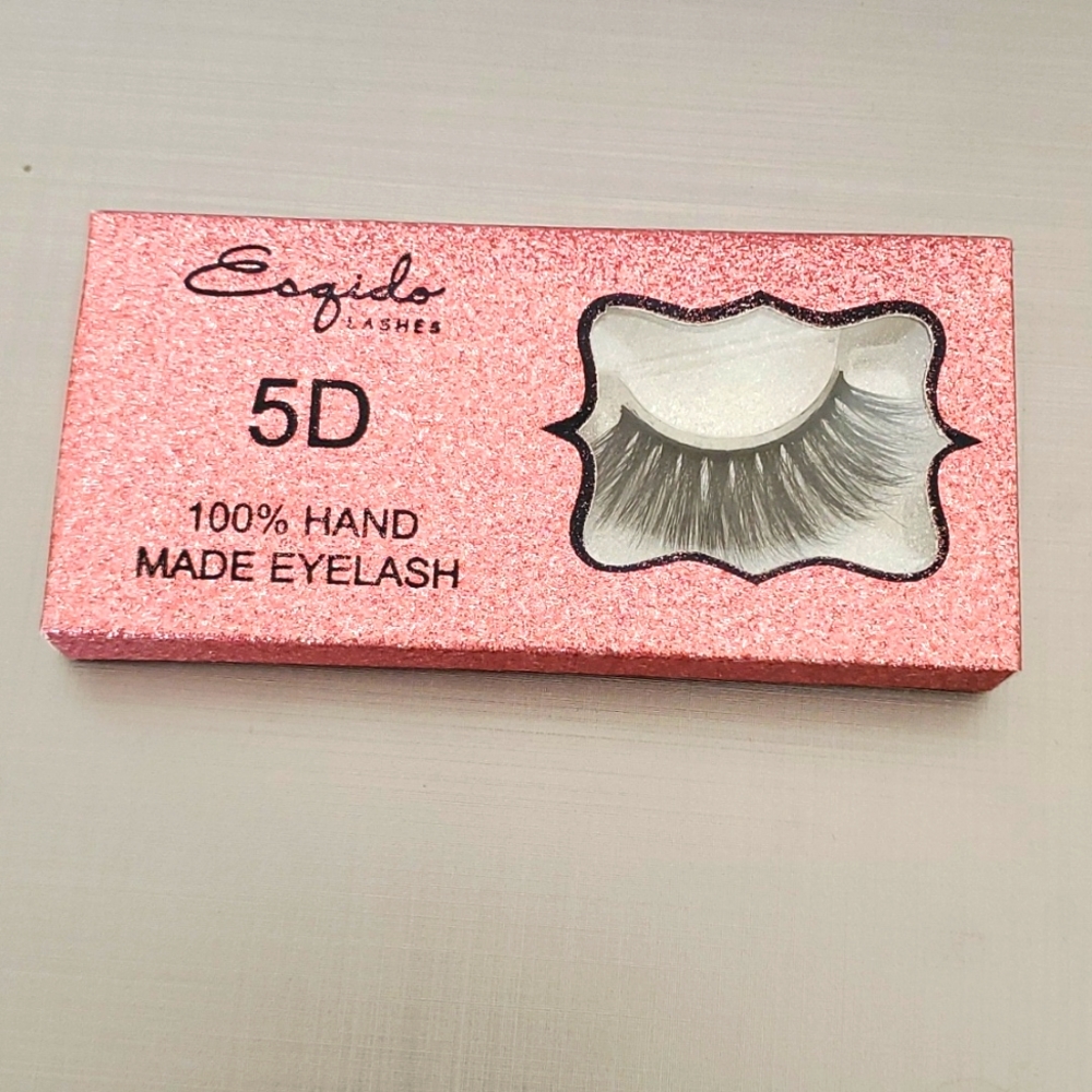Esqido Lashes